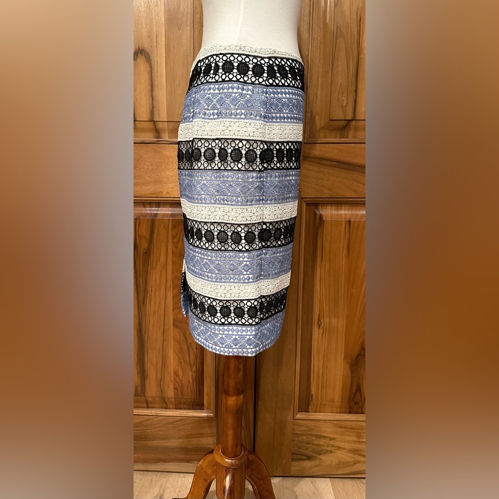 Talbots Petites Peekaboo Crochet Lace Stripes Fully Lined Pencil Skirt - EUC 12P - Picture 5 of 9